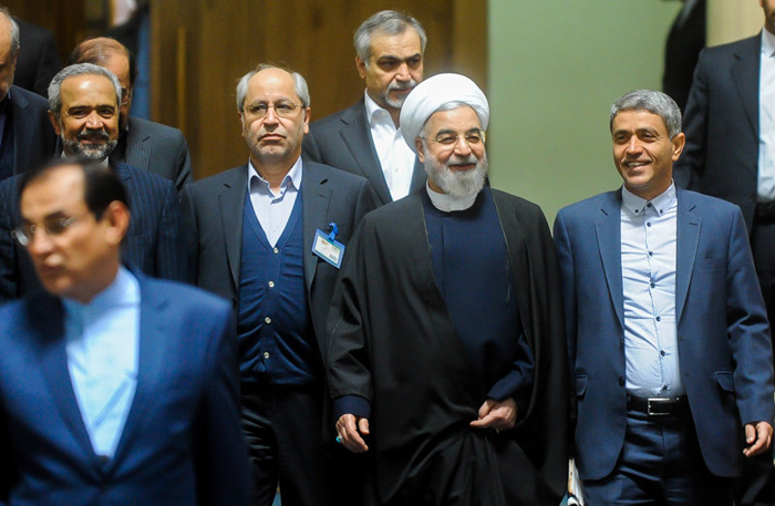 گردش به چپ دولت روحانی در جاده اقتصاد