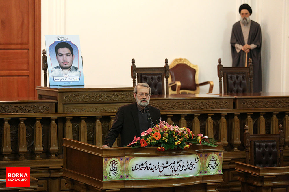توضیحات لاریجانی درباره نظر رهبری پیرامون اصلاح بودجه