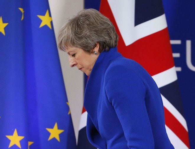 ترزا می در آستانه استعفا از نخست وزیری انگلیس