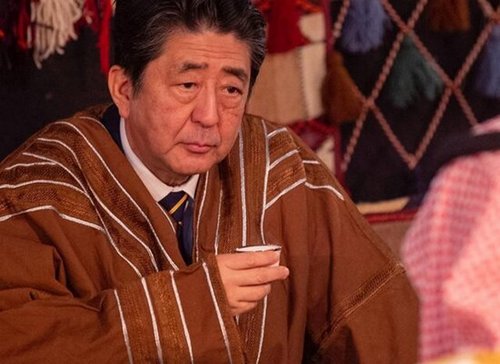 سورپرایز ولیعهد عربستان برای نخست وزیر ژاپن + عکس