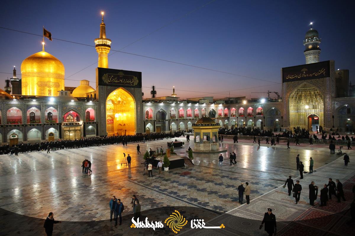 هتک حرمت حرم در پی توقف موقت زیارت بارگاه رضوی