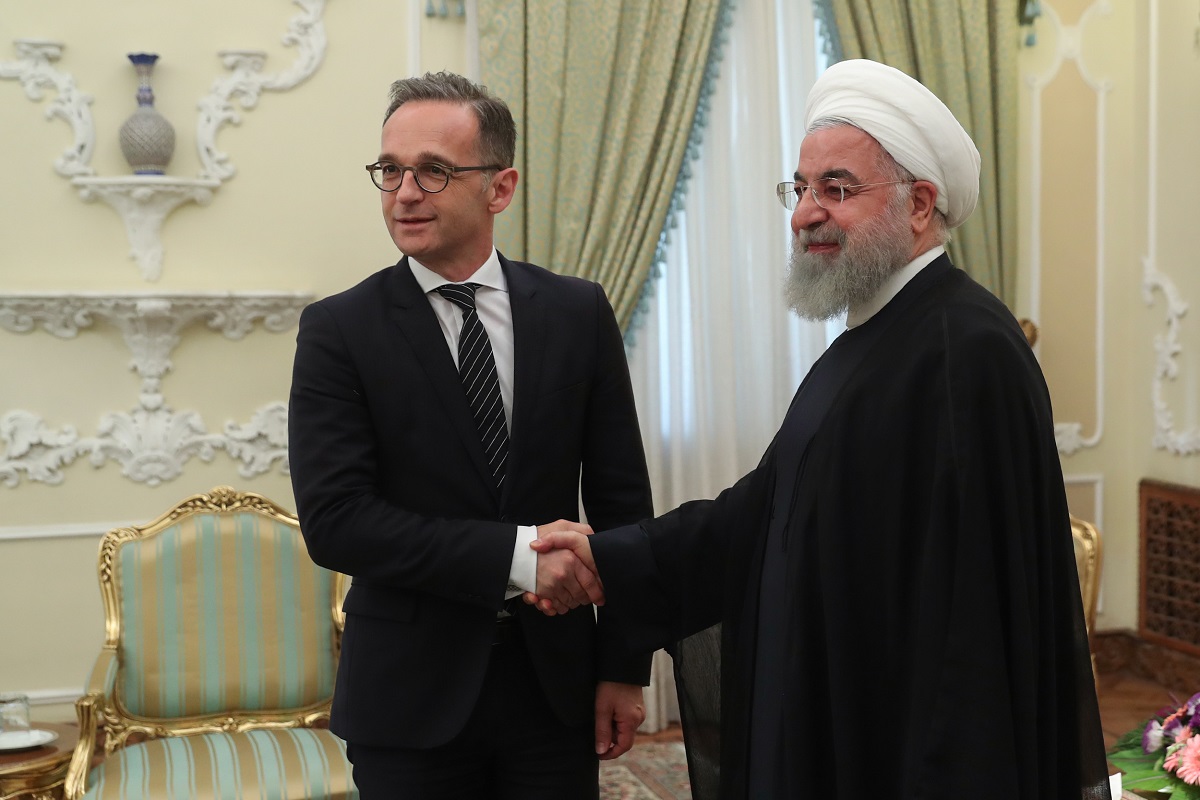 اروپا باید در برابر تروریسم اقتصادی آمریکا علیه ایران بایستد