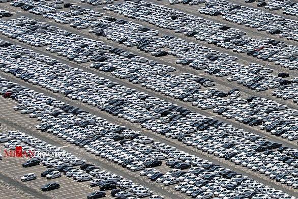 ماجرای دپوی ۱۲۰ هزار خودرو در پارکینگ‌های سایپا و ایران‌خودرو چیست؟