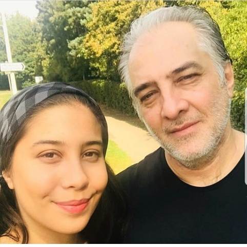 عکس جدید ایرج نوذری و دخترش