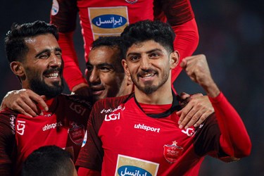 گزارش تصویری از پیروزی پرسپولیس مقابل گل‌گهر 