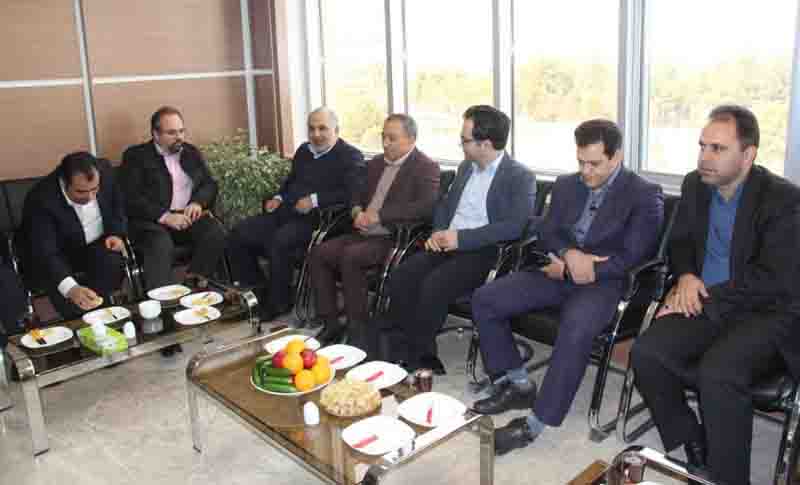 بازدید مدیرعامل داتین از ساختمان شهیدی زندی بانک قرض الحسنه رسالت