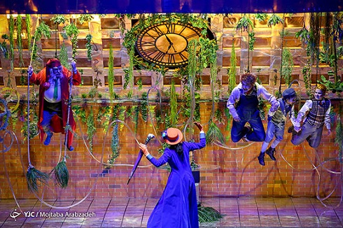 نمایش مری پاپینز,تئاتر مری پاپینز,Mary Poppins