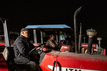 نمایش تراکتوری فیلم خروج برای کشاورزان پیشوا