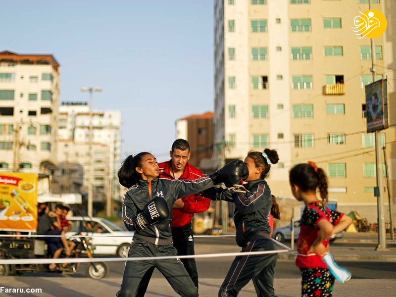 تمرین د‌ختران بوکسور غزه در خیابان + عکس