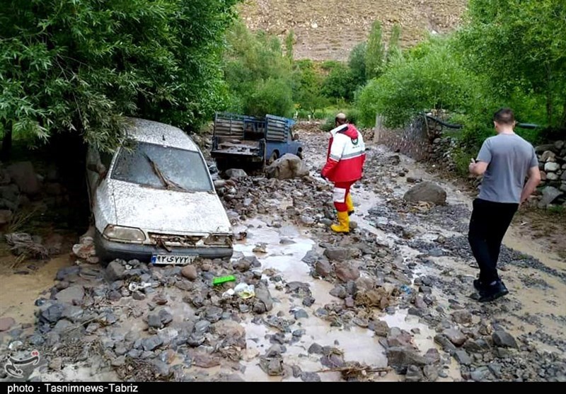 بارش های سیل آسا در 13 استان چهار قربانی گرفت