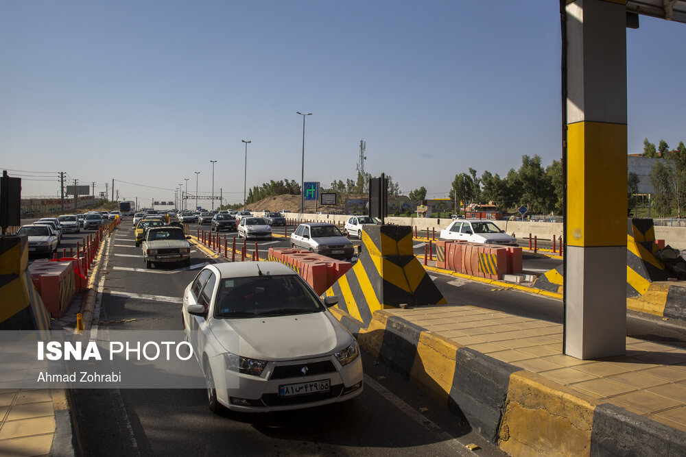 تصاویر: ورودی اتوبان تهران - قم در شروع تعطیلات