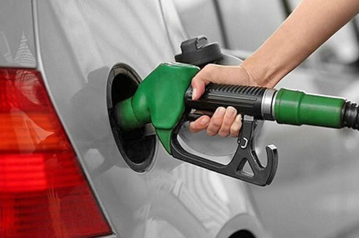 ماجرای شایعه توزیع بنزین با کد ملی چیست؟