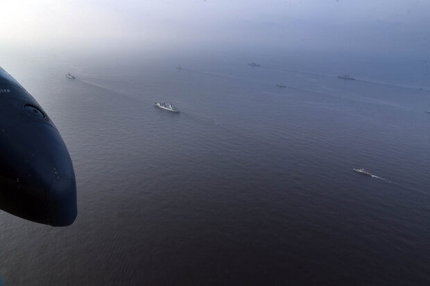 رزمایش مرکب کمربند امنیت دریایی ۲۰۲۲ با حضور یگان‌های سطحی و پروازی نیروهای دریایی ارتش، سپاه و نیروی دریایی کشورهای چین و روسیه از بامداد امروز آغاز شد