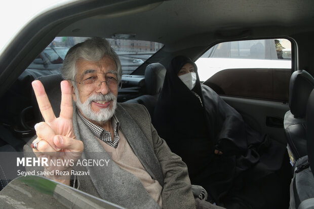 غلامعلی حداد عادل رئیس فرهنگستان زبان و ادب فارسی در راهپیمایی 22 بهمن حضور دارد