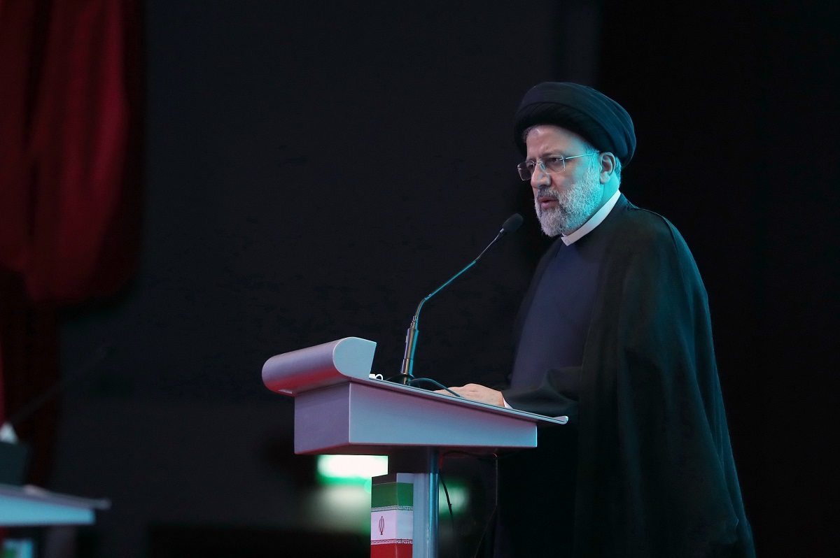 دعوت رئیس جمهور از ایرانیان خارج از کشور و فعال در بخش های اقتصادی