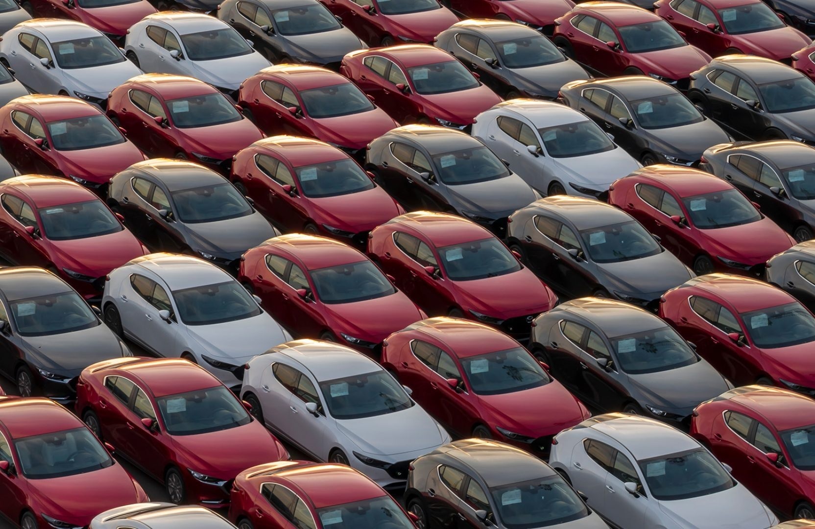احتمال کاهش ۵۰ تا ۸۰ درصدی قیمت خودروهای وارداتی