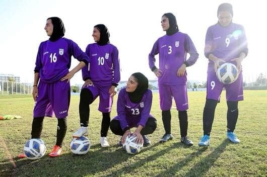 روحیه بالای زنان فوتبال ایران برای بازی با بنگلادش/عکس