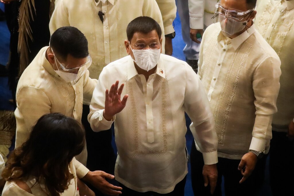 رئیس جمهور فیلیپین: به جای معاون رئیس جمهور بازنشسته می‌شوم