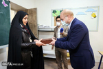 دیدار رئیس مجلس شورای اسلامی با نامزد جایزه بهترین معلم جهان