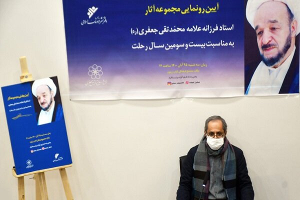 نظر ژیژک درباره کارت واکسن تقلبی و ترافیک برنامه‌های فلسفی