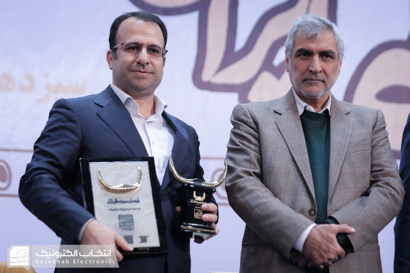 تندیس زرین جایزه ملی مدیریت مالی ایران به گروه صنعتی انتخاب الکترونیک تعلق گرفت