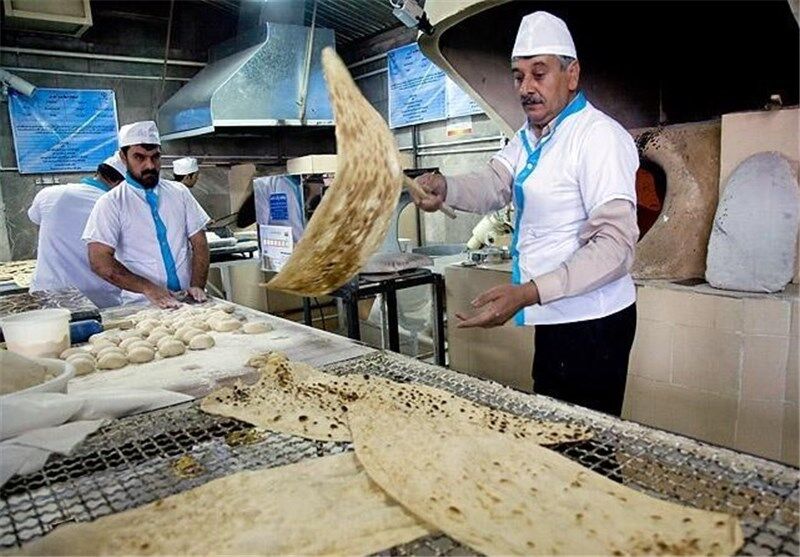 وزیر اقتصاد: به ازای فروش نان، یارانه به حساب نانوا واریز می‌شود