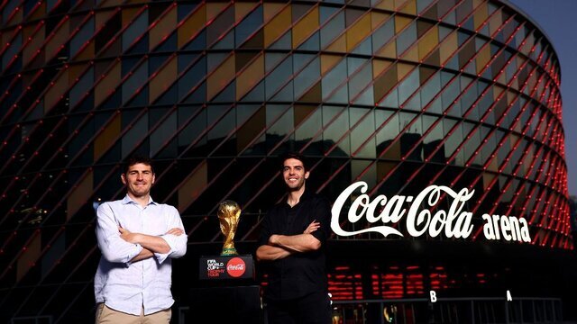 عکس | برای اولین بار در تاریخ؛ کاپ جام جهانی به ایران می آید | ۲ ستاره مطرح جهان فوتبال سفیر نمایش کاپ شدند
