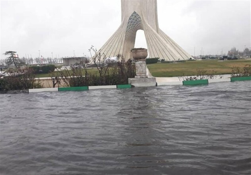 رگبار باران تابستانی در پایتخت؛ هشدار وقوع سیل در تهران