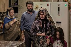 ببینید| سلفی میلاد کی‌مرام با بازیگران در اکران مردمی فیلم «ابلق»
