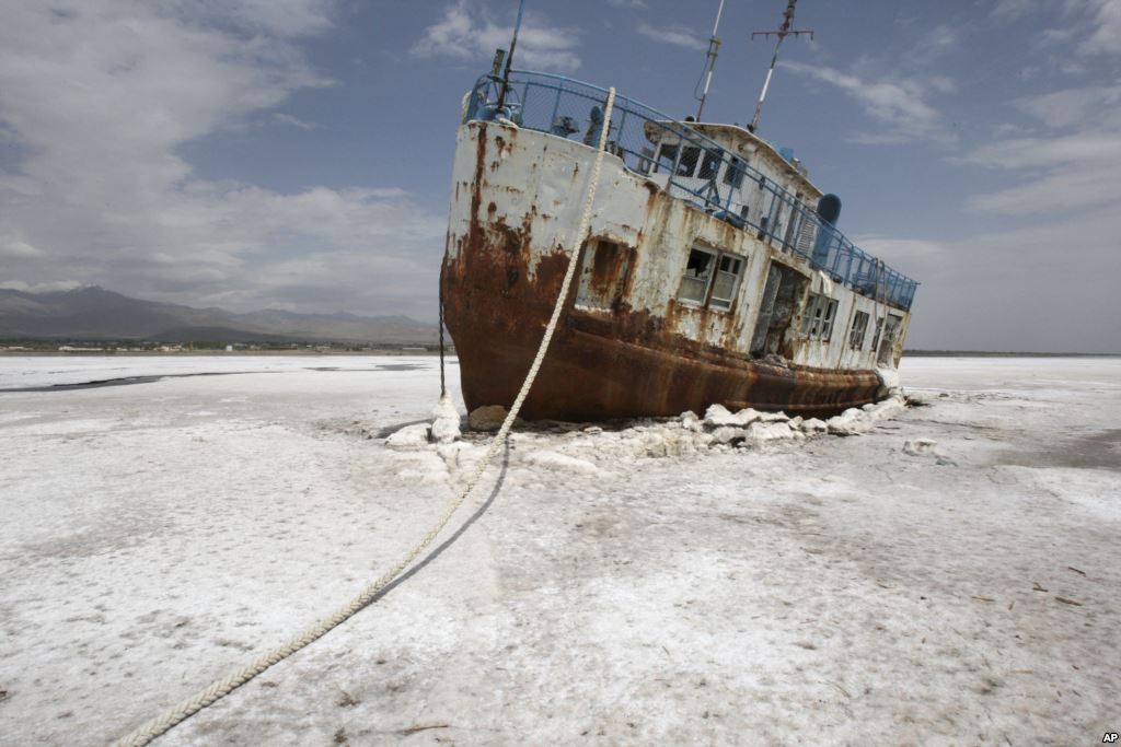 دریاچه ارومیه خشک شد؟