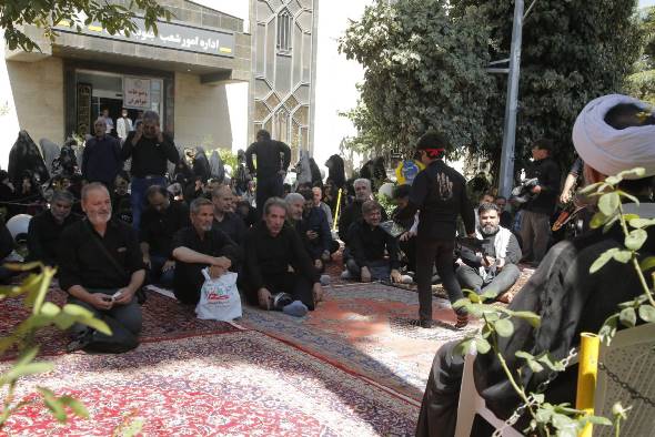 خدمت رسانی موکب بانک ملی ایران به دلدادگان اربعین حسینی در تهران