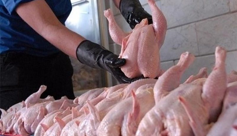  مرغ منجمد ۴۰ هزار تومانی در روزهای آینده به بازار می‌آید