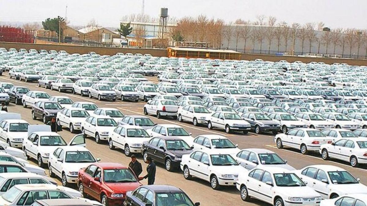 افزایش عرضه خودرو در بورس کالا مانع تاثیر التهابات ارزی