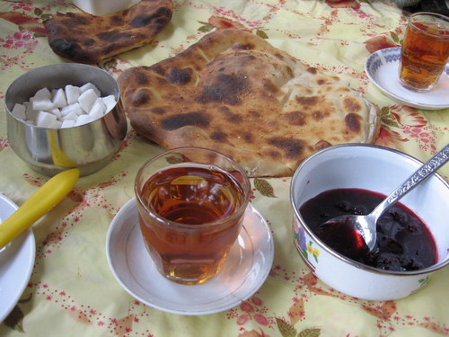 حداقل هزینه ماهیانه برای خورد و خوراک ساده در تهران چقدر است؟