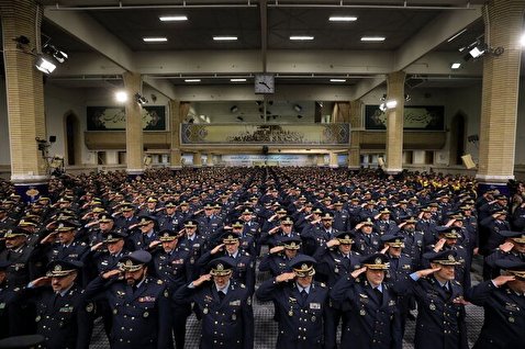 دیدار فرماندهان نیروی هوایی ارتش با رهبر انقلاب + تصاویر