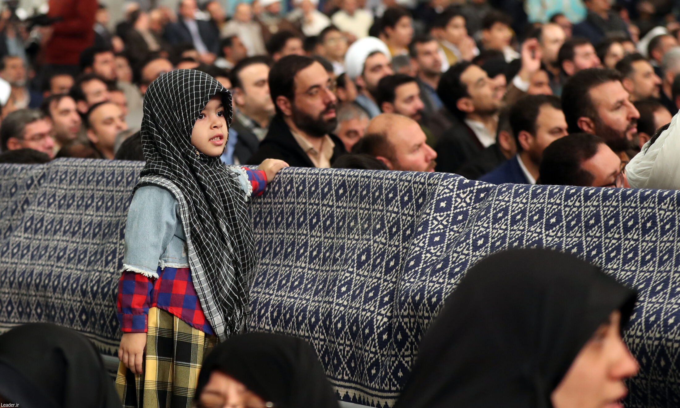 دیدار شرکت‌کنندگان چهلمین دوره مسابقات بین‌المللی قرآن با رهبر انقلاب