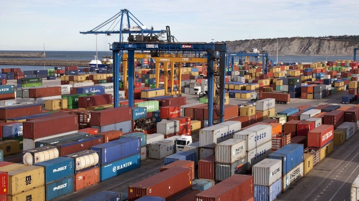 ممنوعیت صادرات کالا‌های یارانه‌ای به کشور‌های همسایه