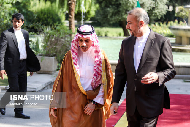 اسکورت وزیر خارجه عربستان در سفر به تهران + فیلم