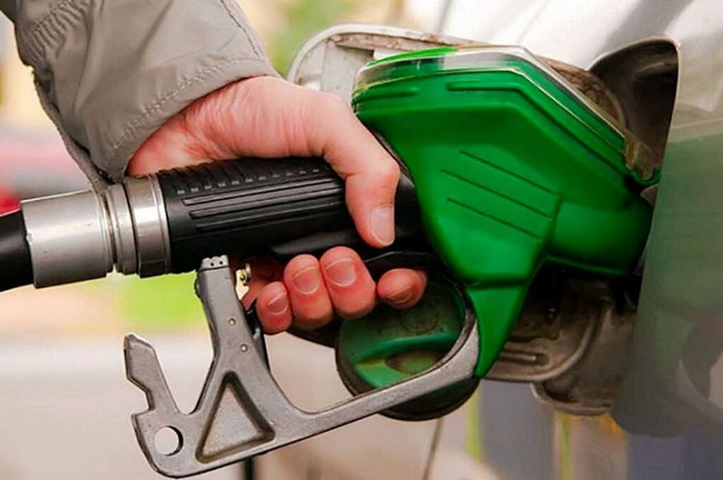 خبر مهم معاون اول درباره‌ی لغو محدودیت های بنزینی
