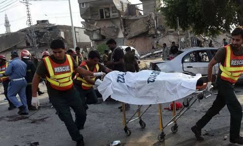 90 کشته و زخمی در پی حمله انتحاری در باجور پاکستان