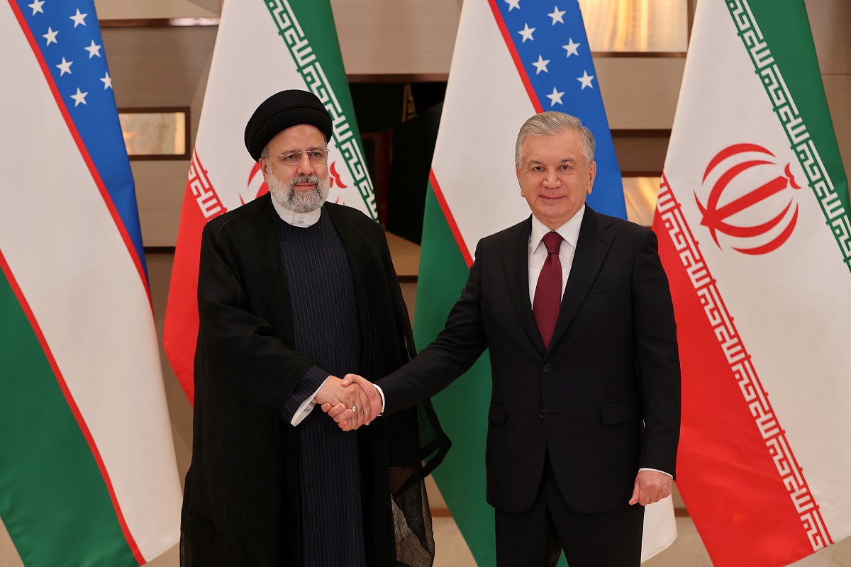 توسعه تعاملات با کشورهای اسلامی و همسایه از اولویت‌های ایران است