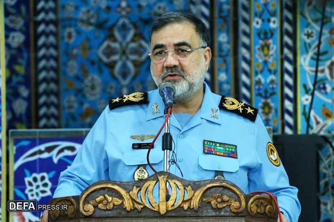 امیر واحدی: نیروی هوایی در پیوستن به انقلاب پیشگام بود