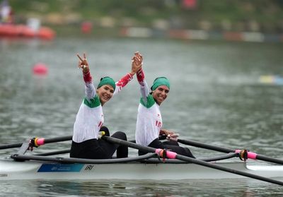 تاریخ سازی تیم دونفره زنان قایقرانی ایران/ اولیه سهمیه المپیک برای رویینگ دونفره