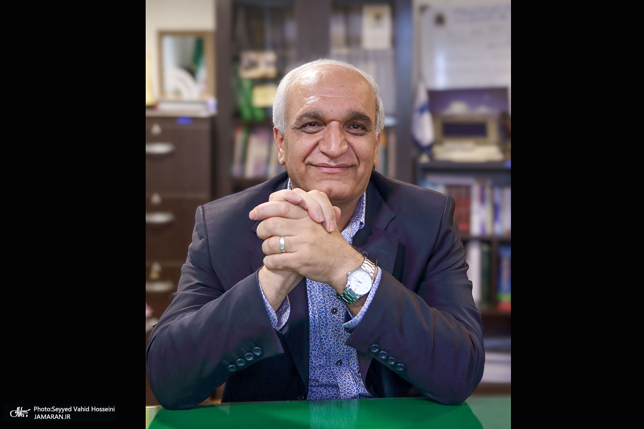 سید وحید عقیلی روزنامه‌نگار و استاد دانشگاه درگذشت