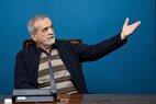 پزشکیان: امور کشور معطل روند مذاکرات نمی شود