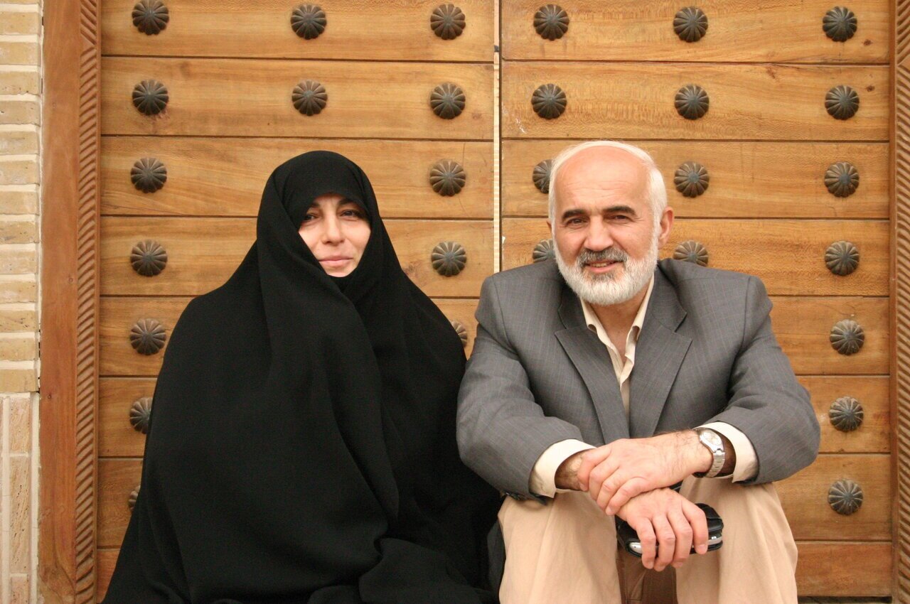 احمد توکلی درگذشت