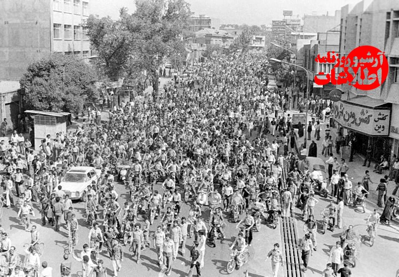عکس‌های دیده نشده از خیابان‌های تهران در ۱۷ شهریور ۱۳۵۷