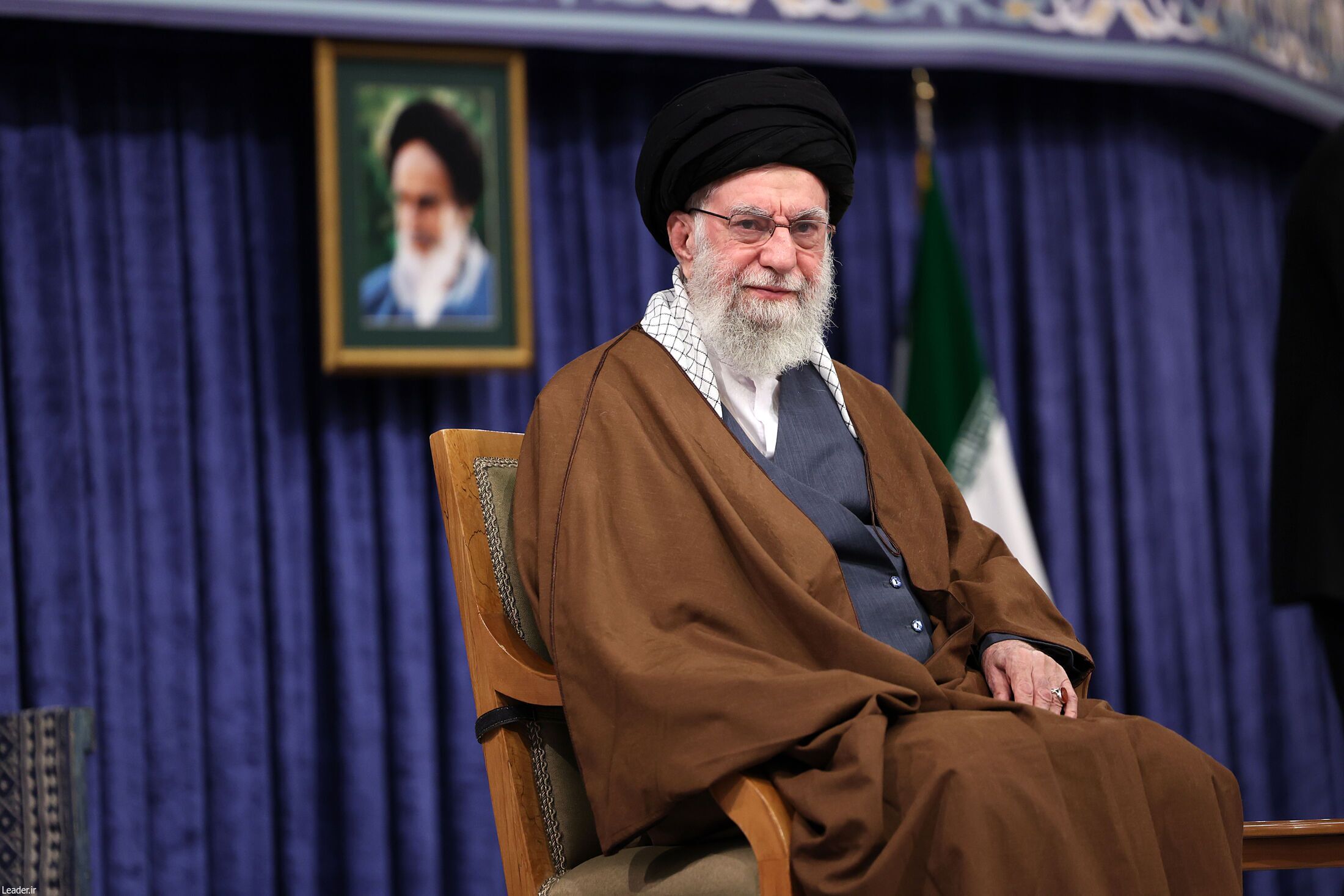 اصلاً شما چه کاره هستی؟!