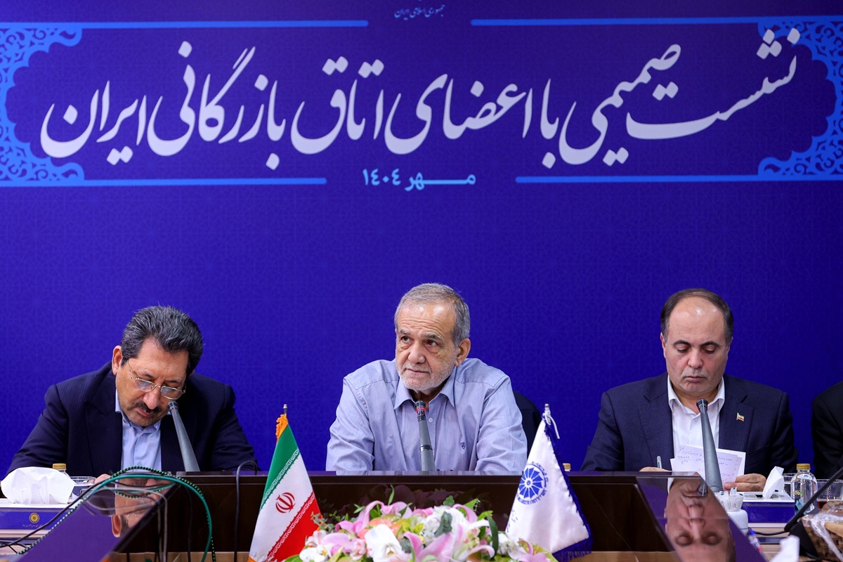 در نشست صمیمی رئیس جمهور با اعضای اتاق بازرگانی چه گذشت؟