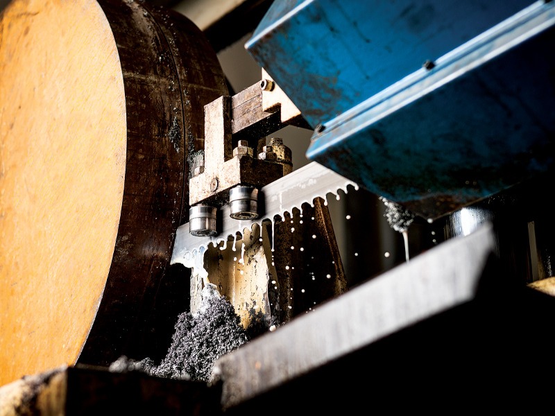 تیغ اره مناسب را چطور انتخاب کنیم؟ کاربرد و انتخاب تیغ اره فولادبر و چوببر تیغ اره مناسب را چطور انتخاب کنیم؟ کاربرد و انتخاب تیغ اره فولادبر و چوببر